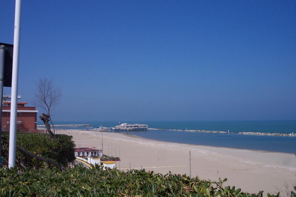 Hotel Da Lorella Gabicce Mare Exteriér fotografie